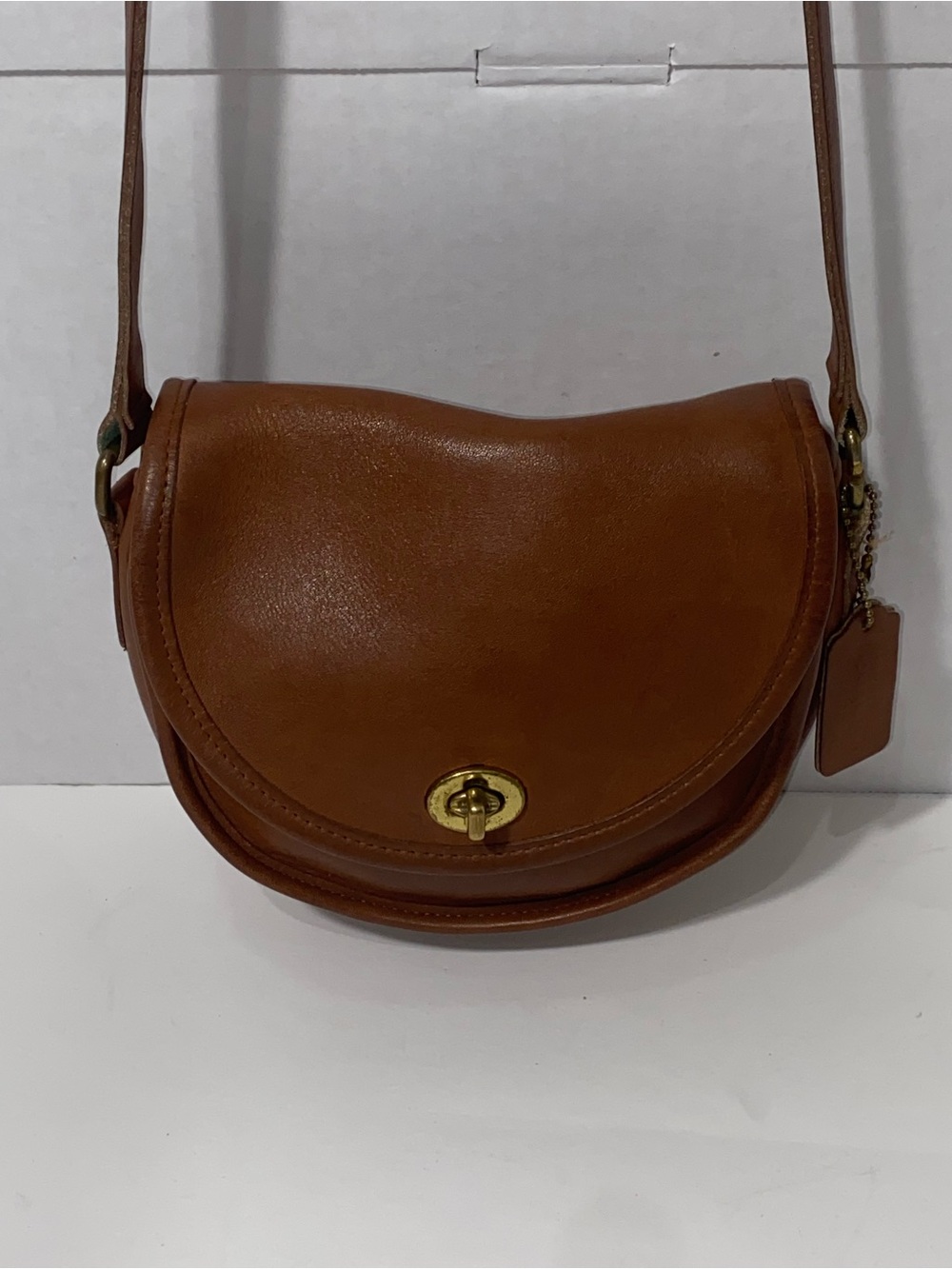 Vintage Coach Watson 9981 Brown Leather Crossbody Saddle Bag USA
